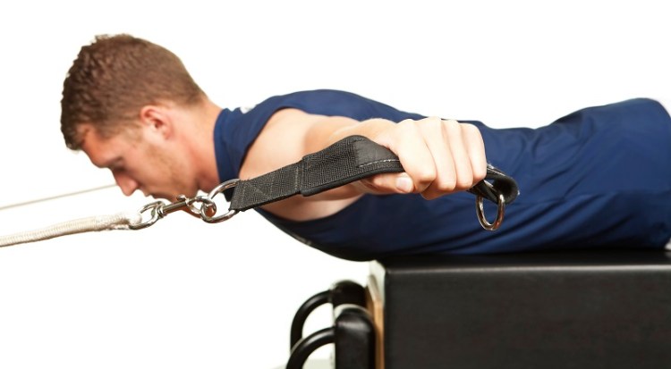 hr_man_pilates_reformersmall